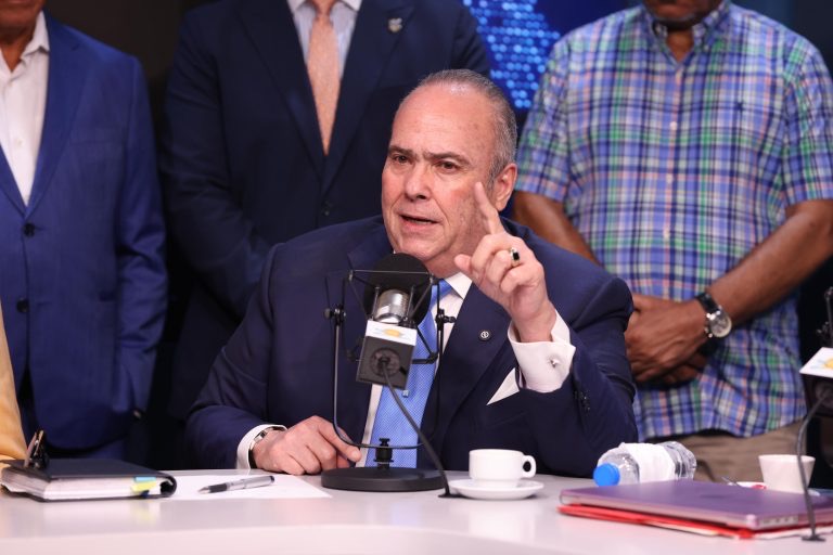Charlie Mariotti anuncia su aspiración presidencial