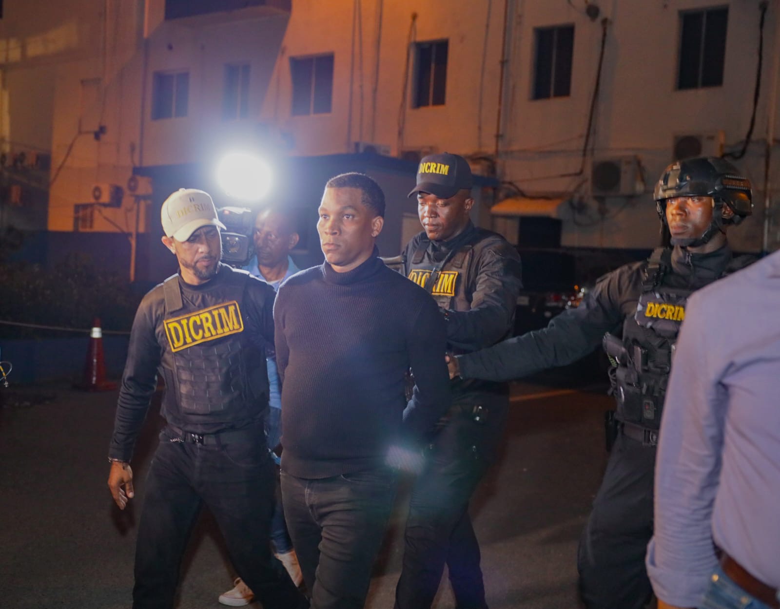 Policía Nacional reapresa a “Copita”, prófugo condenado a 30 años por triple homicidio en Azua