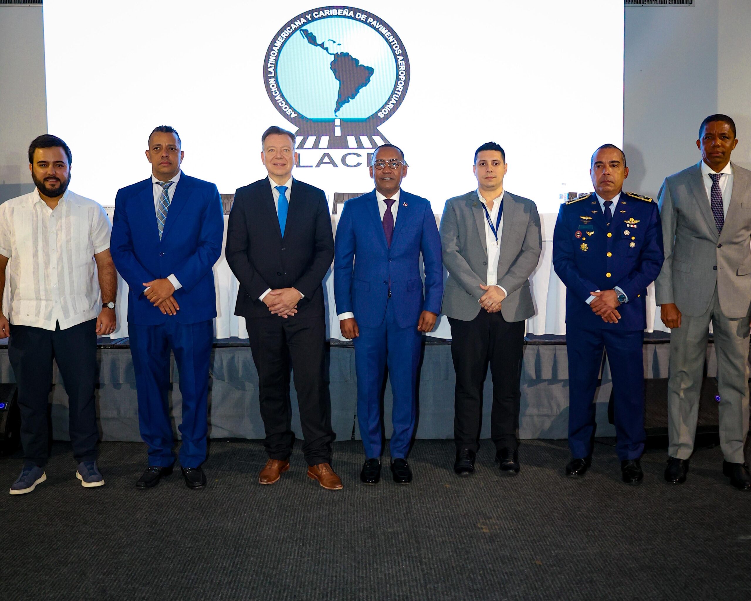 República Dominicana concluye seminario sobre técnicas avanzadas de pavimentos aeroportuarios