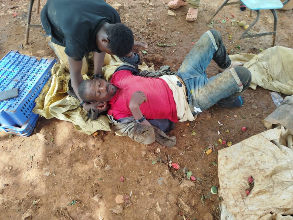 15f3cee5-5361-4532-b285-2783f0d3e4d2