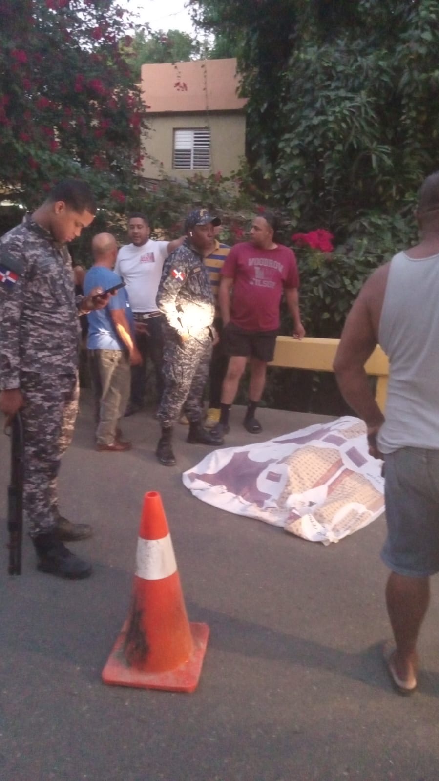 Joven de unos 30 años pierde la vida en accidente de motocicleta en el puente de Pindo, Los Hidalgos