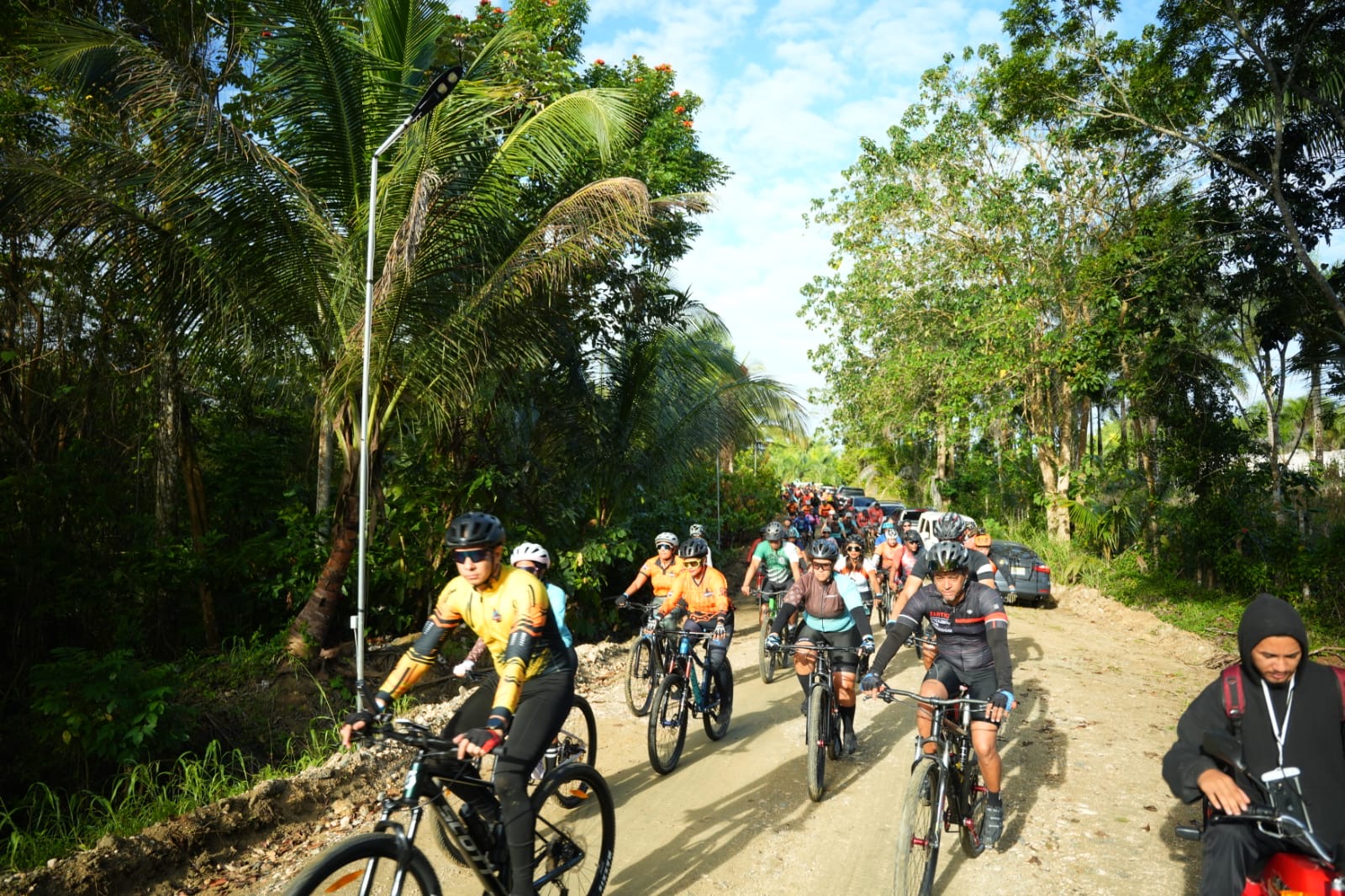 Más de 180 ciclistas exploran las joyas naturales de Gonzalo en la primera ruta MTB de 2026