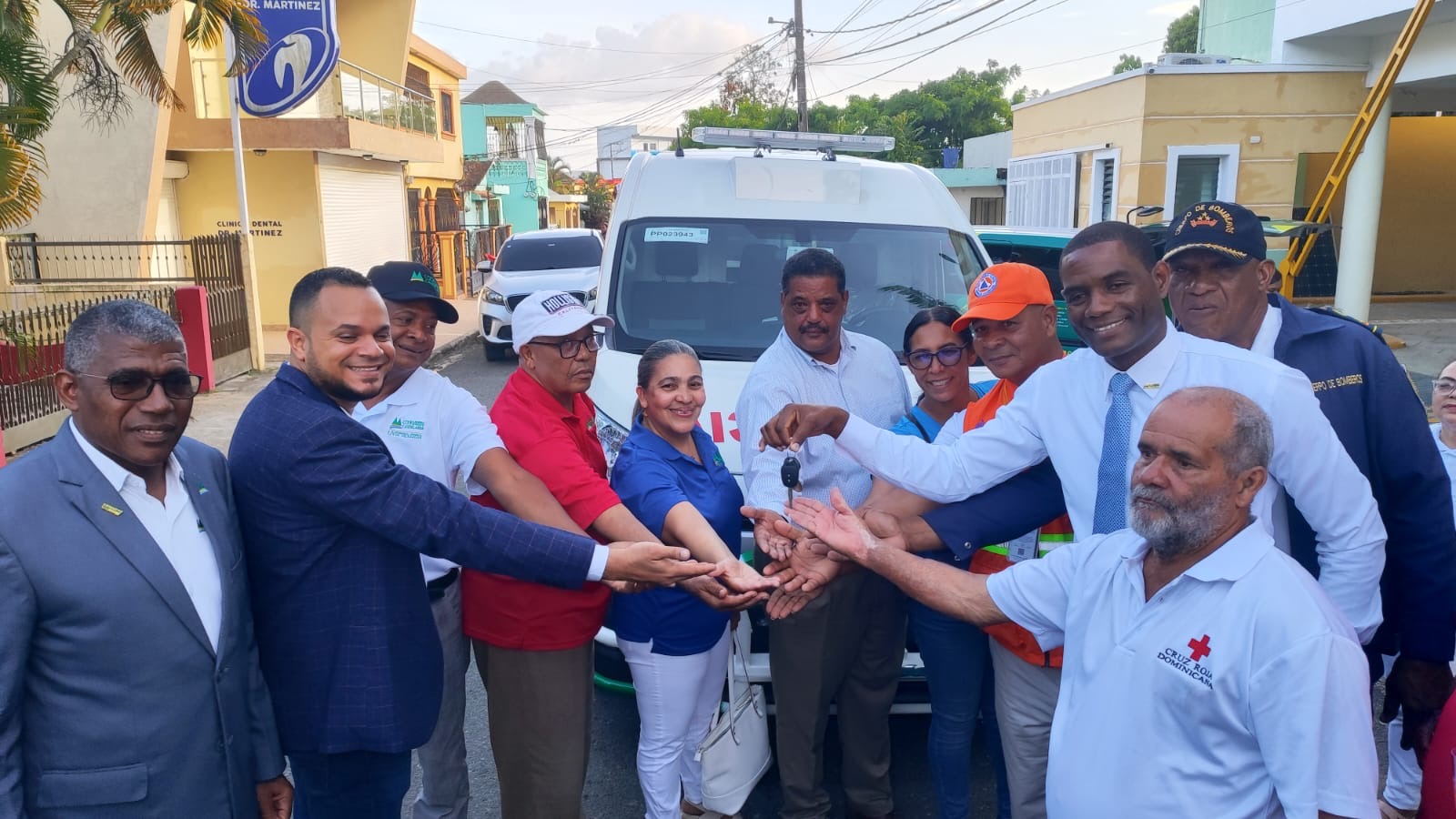 Cooperativa La Candelaria entrega moderna ambulancia para fortalecer servicios de emergencia en Sabana Grande de Boyá
