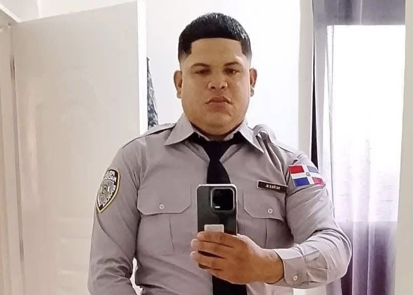 Matan a tiros a agente policial dentro de banca de apuestas en Nagua