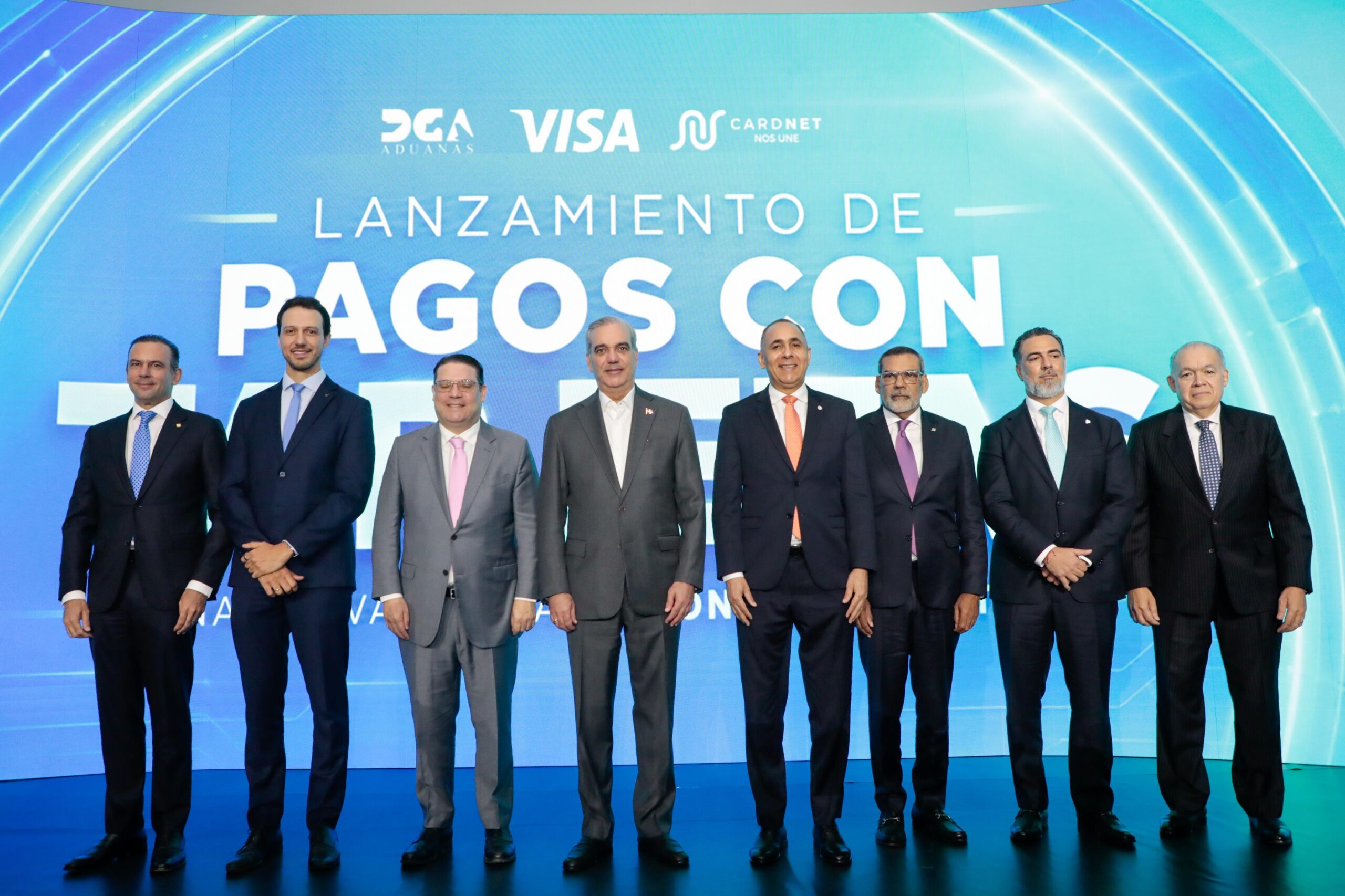 Presidente Abinader encabeza lanzamiento de plataforma de Pagos con Tarjetas de la Dirección de Aduanas