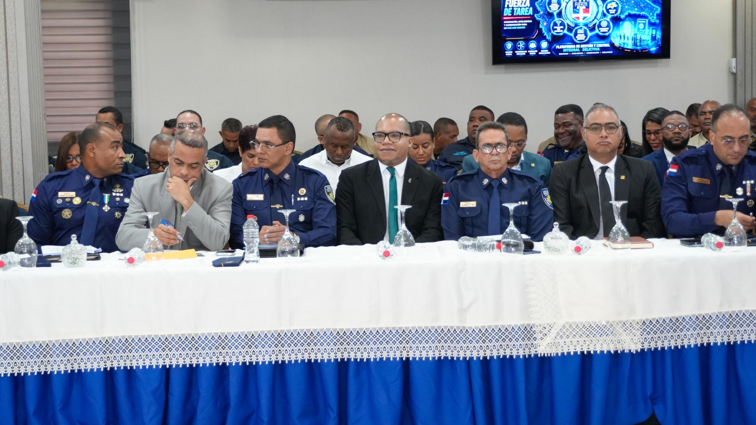 Presidente Abinader encabeza reunión de seguimiento al Plan de Seguridad Ciudadana