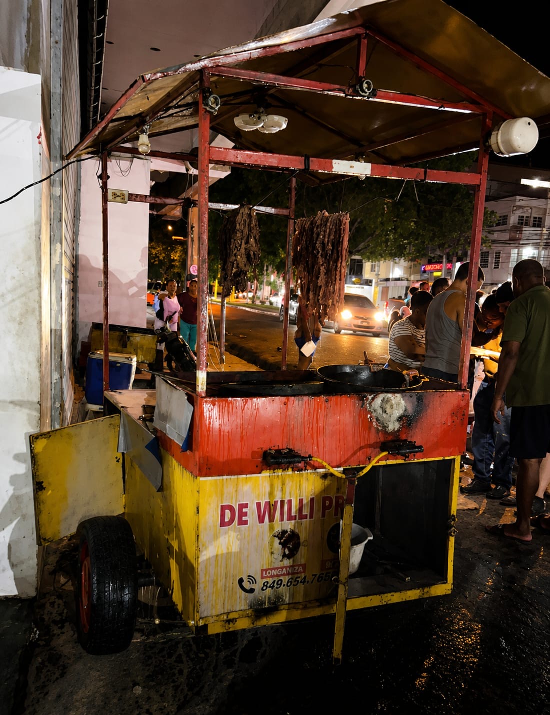 Explosión de tanque en fritura deja 7 heridos en San Francisco de Macorís