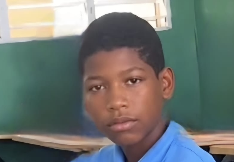 Adolescente de 15 años fallece en Azua; familiares denuncian presunta negligencia médica