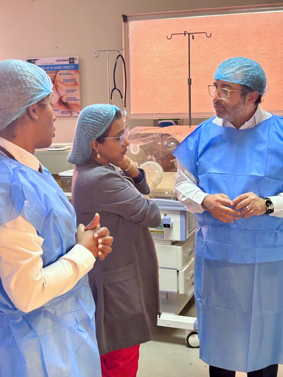 SNS refuerza vigilancia y medidas de prevención y control en UCIN del Hospital Ángel Contreras
