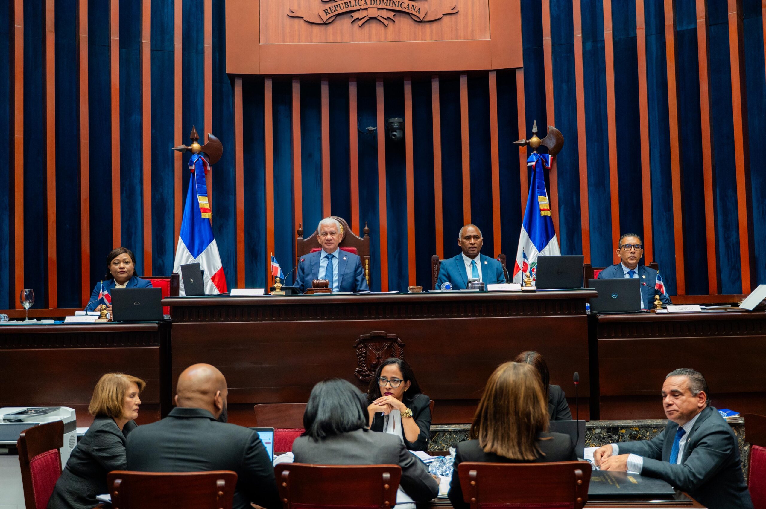 Senado aprueba proyecto que actualiza Ley del Ministerio Público a la reforma constitucional de 2024