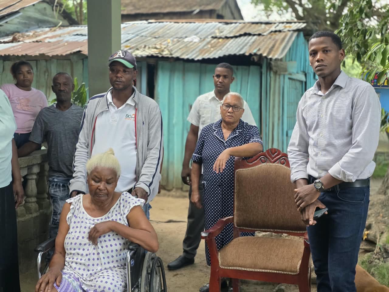 Familia pide ayuda al presidente Abinader y al canciller Ito Bisonó para trasladar pariente hospitalizado en Florida