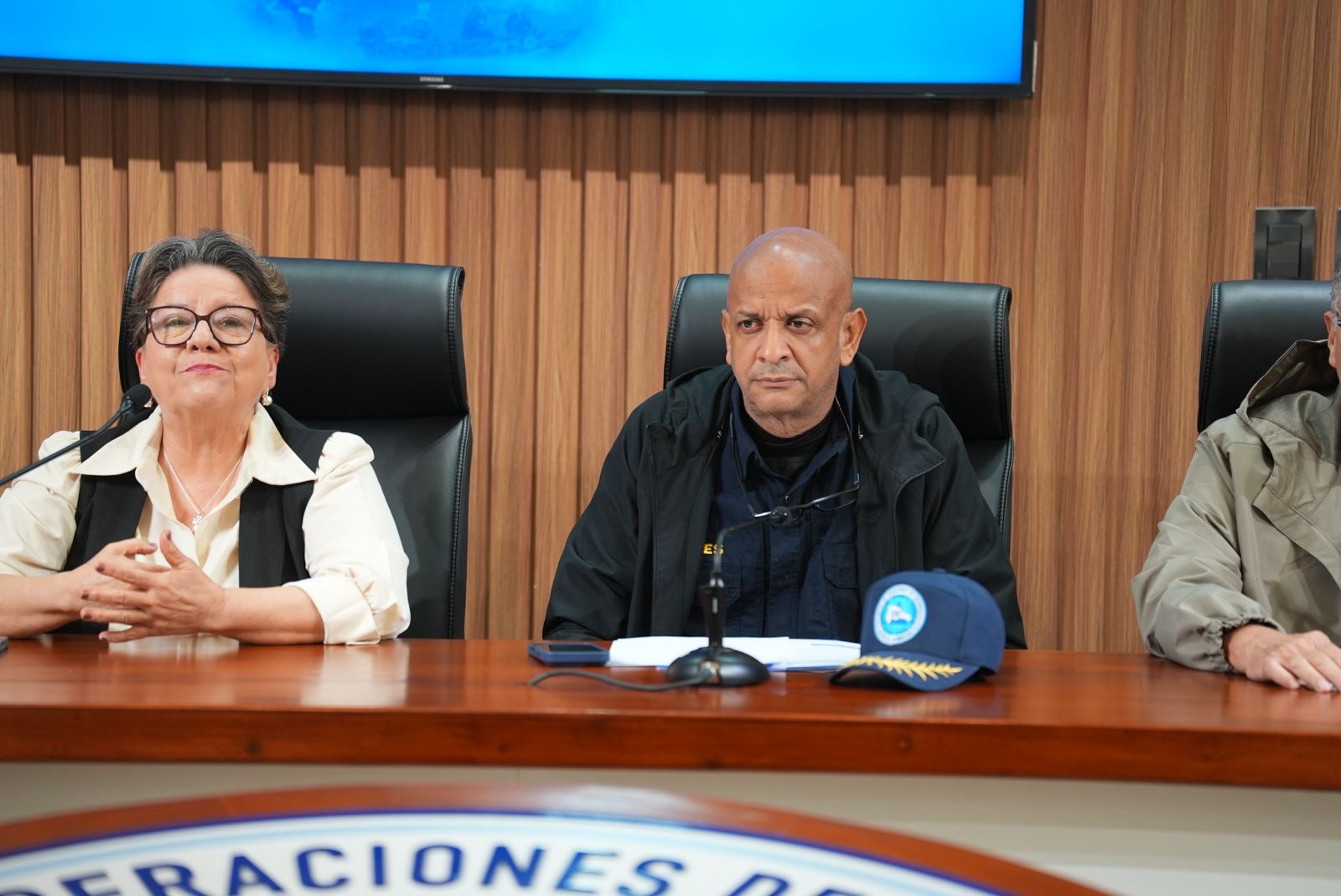 COE mantiene 18 provincias y demarcaciones en alerta por lluvias asociadas a una vaguada
